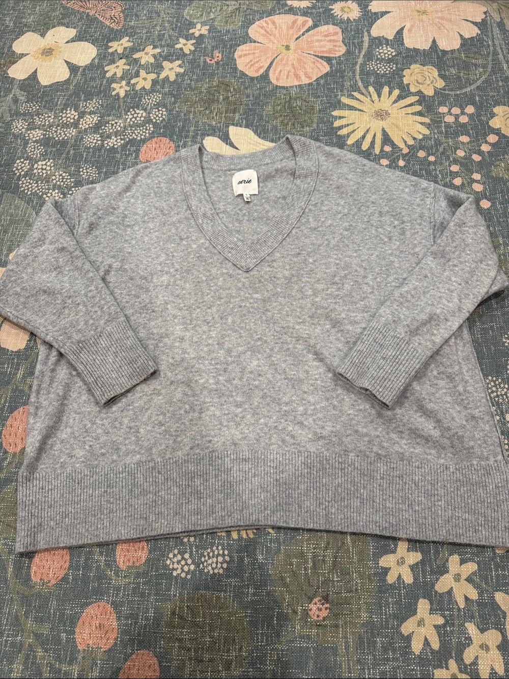 Aerie Oversized Grey V Neck Cozy Sweater Sz XL